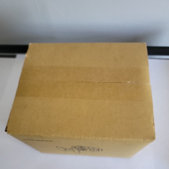 New in Box Pro Signal Bracket Pole Mount VESA75/100 Model 50-14534 - Black - Picture 2 of 6